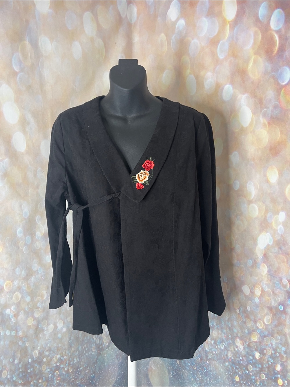 Korean Branded Top with Ties. Beautiful, 100% Cotton EC Size Large